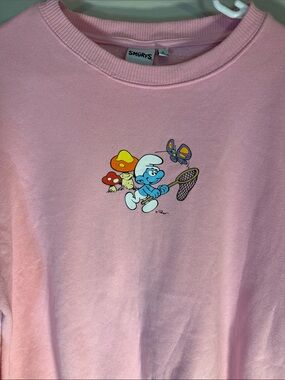 Smurf size L women’s pink sweatshirt so good